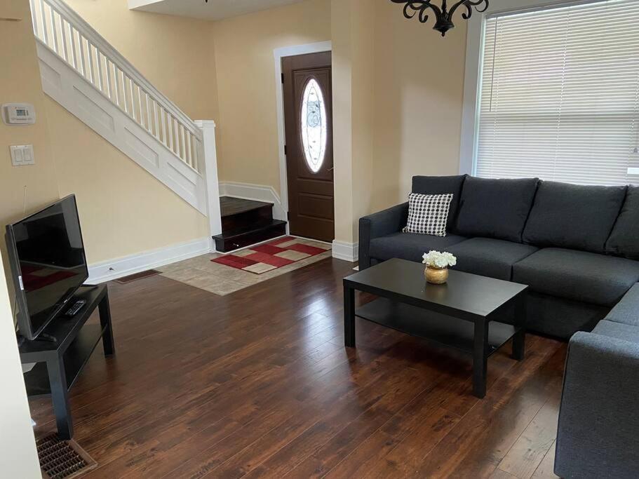 Falls Family House 5 Min Walk To Casino Falls All Attractions!! Niagara Falls Extérieur photo