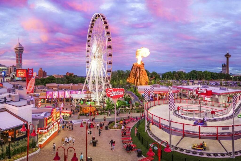 Falls Family House 5 Min Walk To Casino Falls All Attractions!! Niagara Falls Extérieur photo